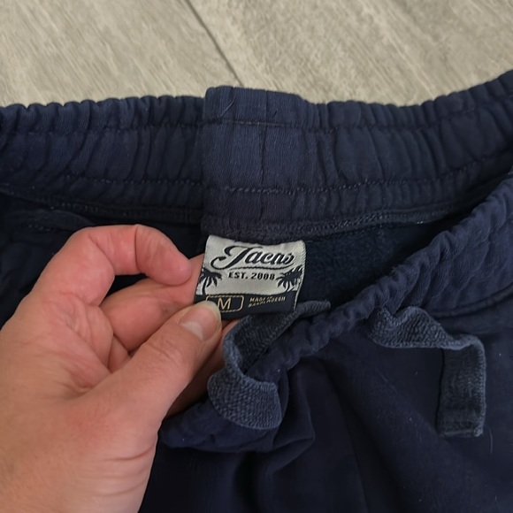 Men's Navy Blue Shorts Tachs size medium - Picture 3 of 9